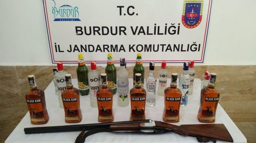 Burdur’da kaçak içki operasyonu