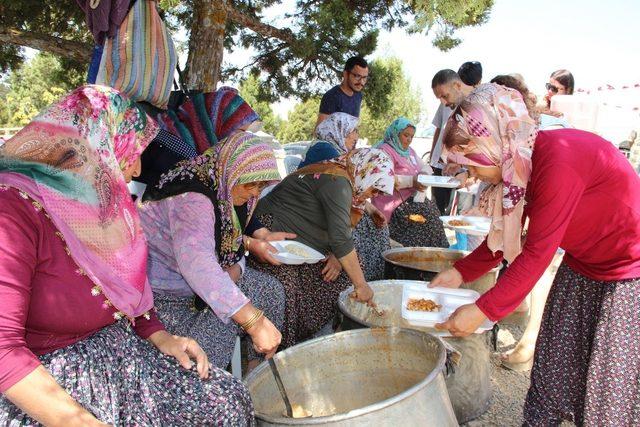 Silifke’de İmamuşaklılar Kırtıl dağında Yörük şenliği düzenledi