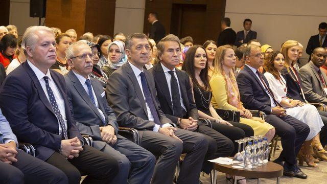 Öğretmenlere yönelik ‘Eğitimde İnovasyon İçin Tasarım Odaklı Düşünme’ programı tanıtıldı