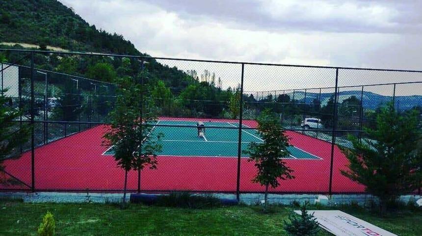 Hisarcık&rsquo;ta &Ccedil;ok Ama&ccedil;lı Spor sahaları hizmete girdi