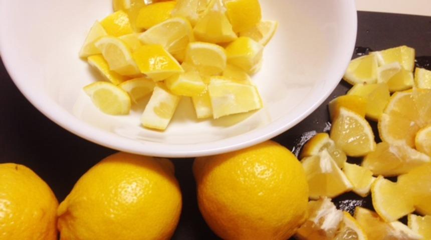Uyumadan &Ouml;nce Yatak Odanıza Limon Dilimleri Koymanın 5 Faydası