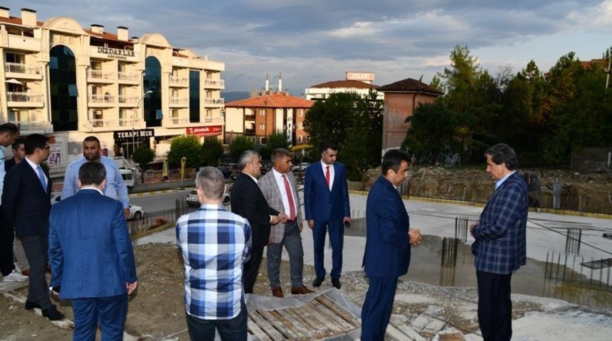 Vali G&uuml;rel, milletvekilleri ile birlikte incelemelerde bulundu