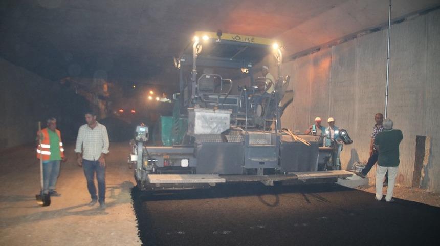 Şanlıurfa’da altgeçit ve caddeler asfaltlandı