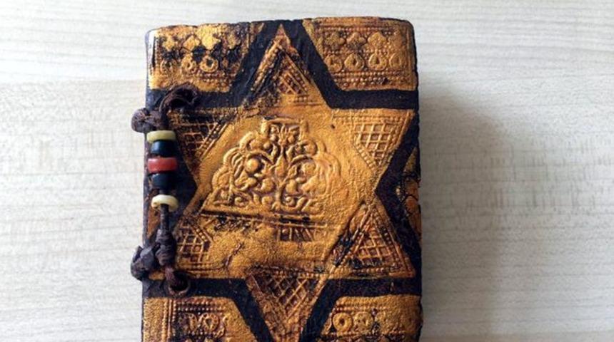Tekirdağ'da 1500 yıllık Tevrat tefsiri ele geçirildi