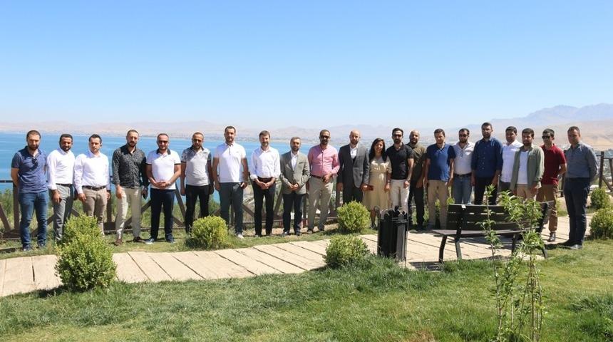 Başkan Say, HUDER &uuml;yeleriyle bir araya geldi