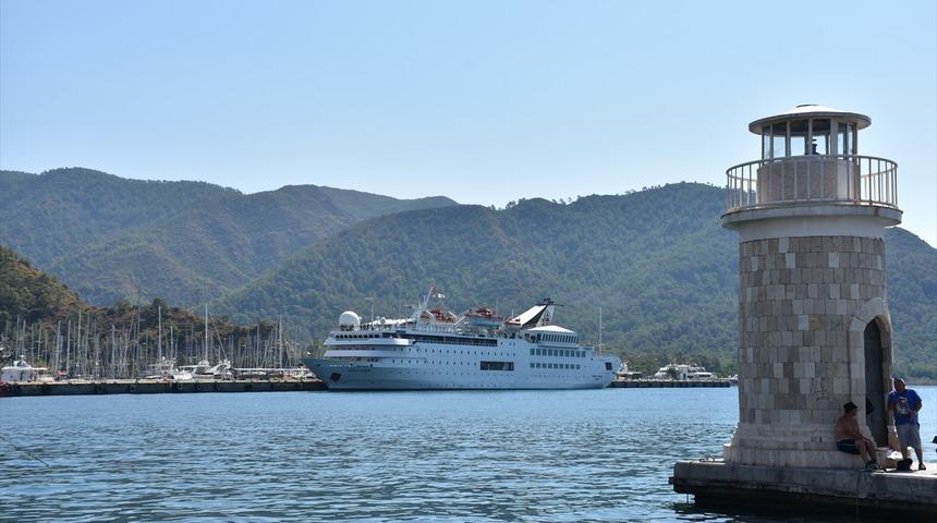 Lübnanlıların son gözdesi: Kruvaziyer turizmi