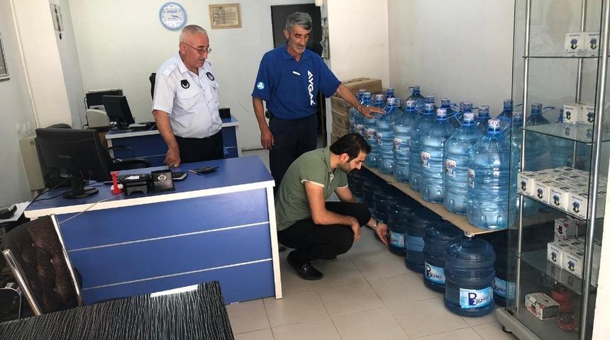Hakkari&rsquo;de ambalajlı su satışı yapan depolar denetlendi