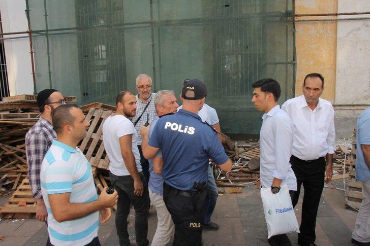Ahmet Davutoğlu'na şok protesto: Buraya gelemez G3