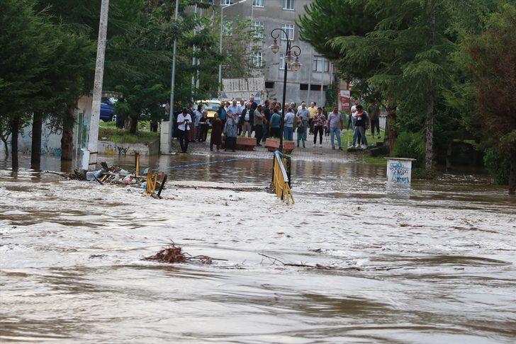GÜNCELLEME 4 - Samsun'da sağanak G1