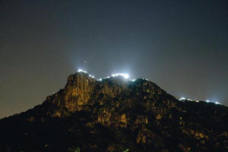 45 kilometrelik insan zinciri! G1