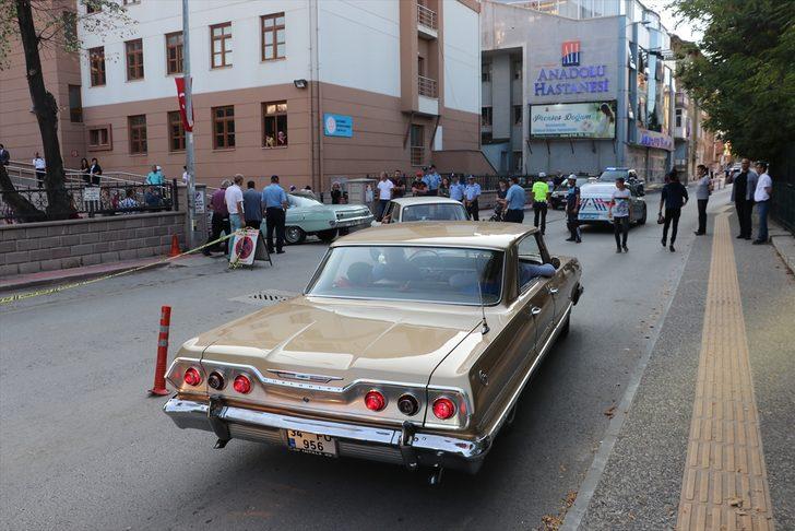 Klasik araç tutkunları Kastamonu'da buluştu G1