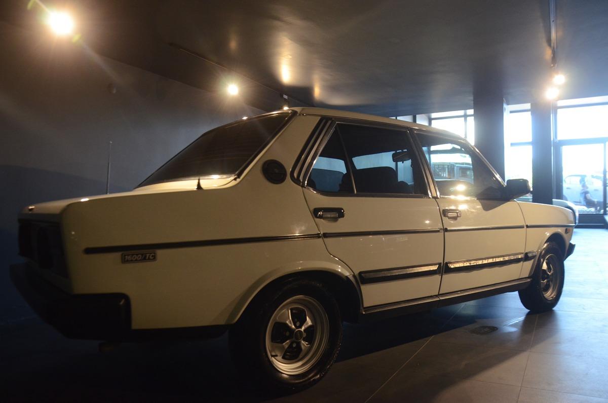 Vehbi Ko&ccedil;'un makam aracıydı... Bu otomobili satın alabilirsiniz