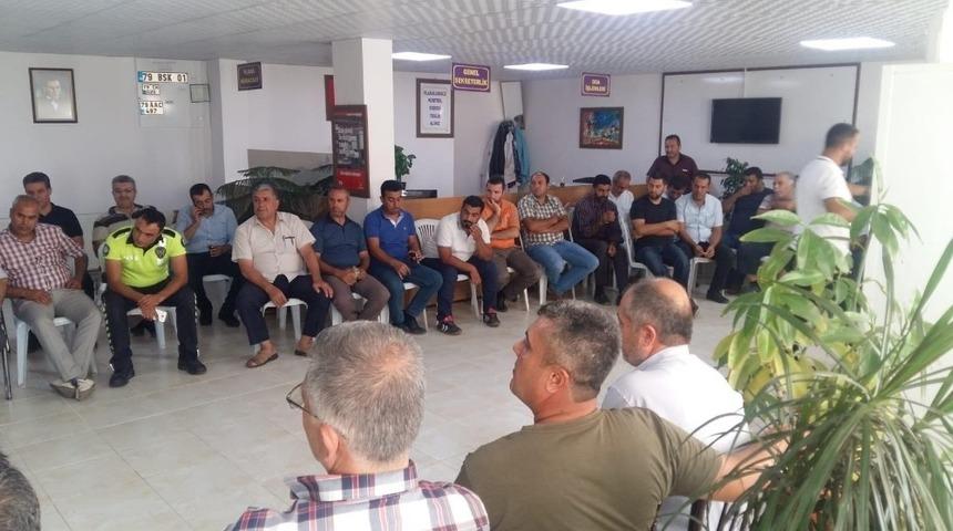 Servis şoförleri ile toplantı yapıldı