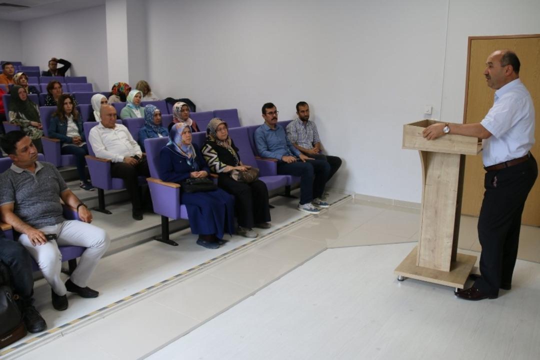 K&uuml;tahya&rsquo;da &lsquo;Okul Ekosisteminde Veli&rsquo; projesi