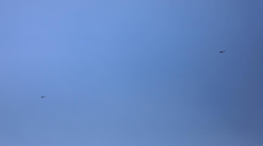 Sınırda askeri helikopter hareketliliği! Kime ait olduğu tespit edilemedi