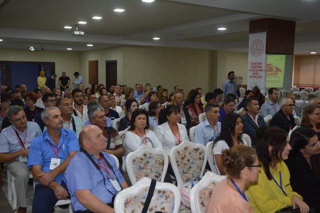 Balkanlardaki Türk çocukları için Türkçe Öğreten Eğiticilerin Eğitimi