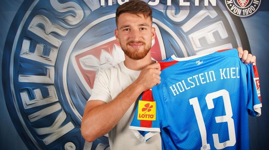 Salih Özcan Holstein Kiel'e kiralandı