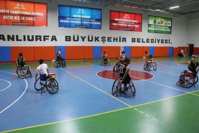 Büyükşehir Basketbol Takımı yeni sezona hazırlanıyor