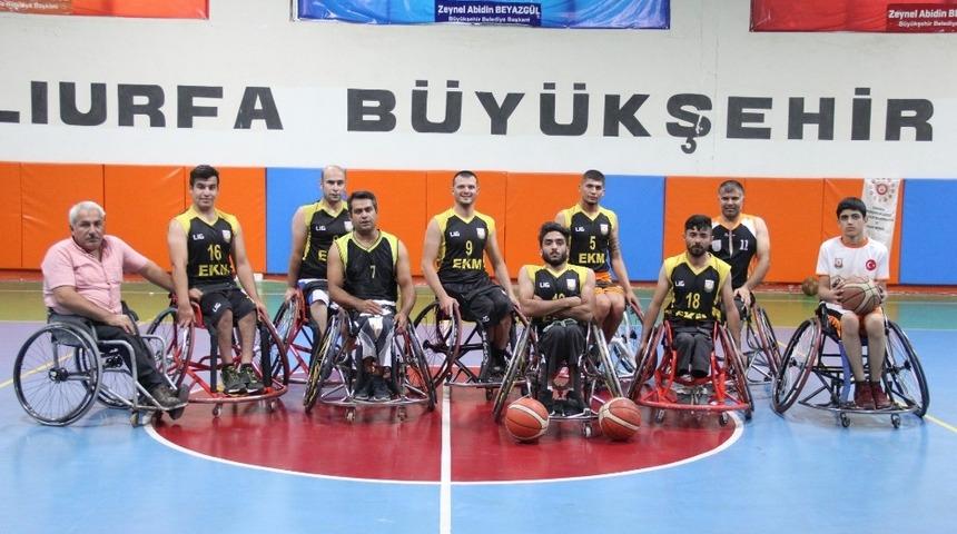 B&uuml;y&uuml;kşehir Basketbol Takımı yeni sezona hazırlanıyor