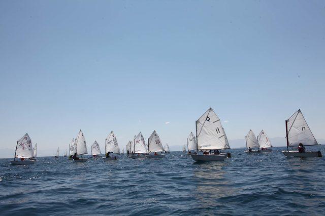 Malazgirt Zaferi'nin 948'inci yılı için yelken yarışları