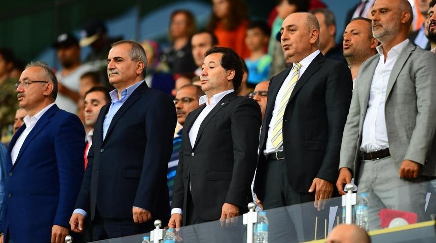 Mesut Mestan: Transfer tahtasını açmak üzereyiz