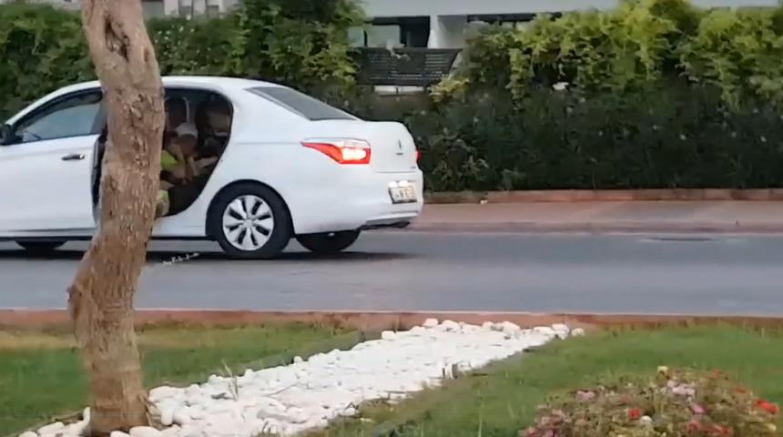 Rus turistler ile Türk gençlerin kavgası, sosyal medya canlı yayınında (2)