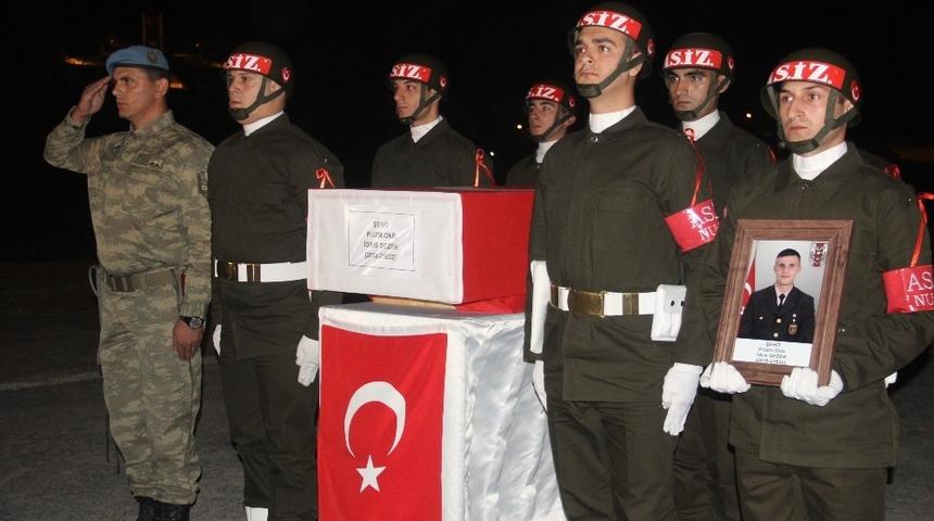 Şehit Gezer için Hakkari’de tören düzenlendi