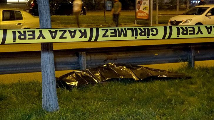 Bursa'da üst geçidi kullanmayan genç hayatından oldu G4