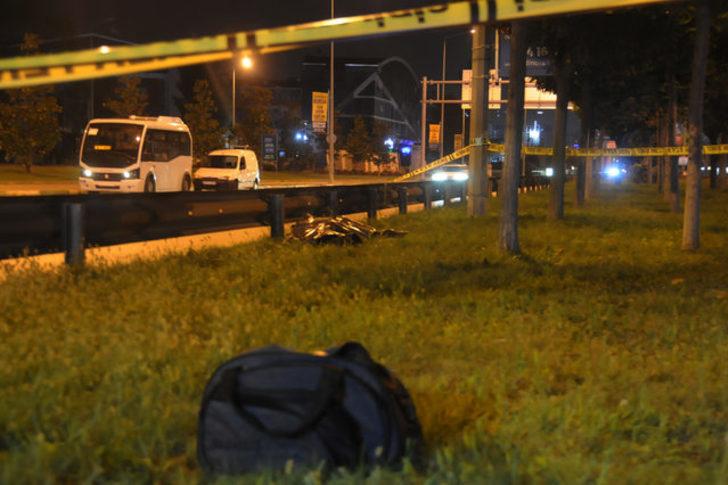 Bursa'da üst geçidi kullanmayan genç hayatından oldu G3