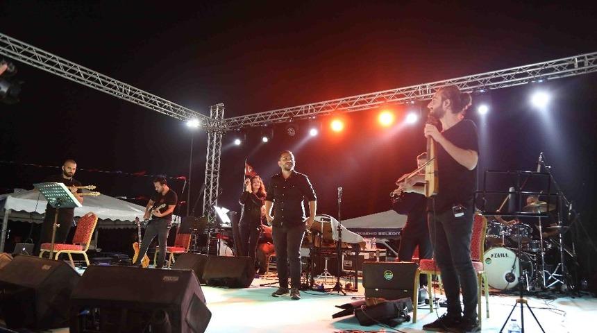 Kafkasya Yaz Şenliklerinde İmera r&uuml;zgarı esti