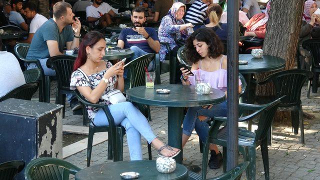 Türkiye’de kadınların en fazla selfie çektiği il Kocaeli oldu