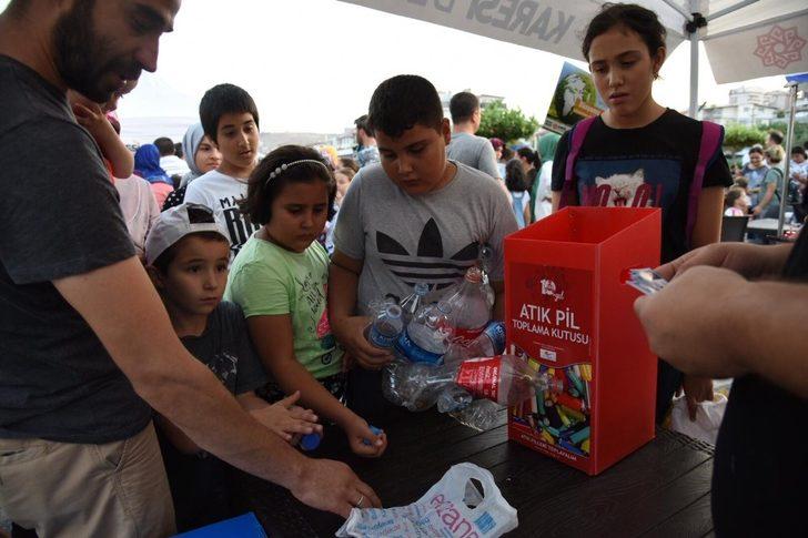 Karesili vatandaşlar atık getirdi, sinema izledi G2