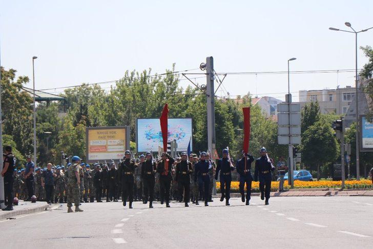 30 Ağustos provası göz doldurdu G4