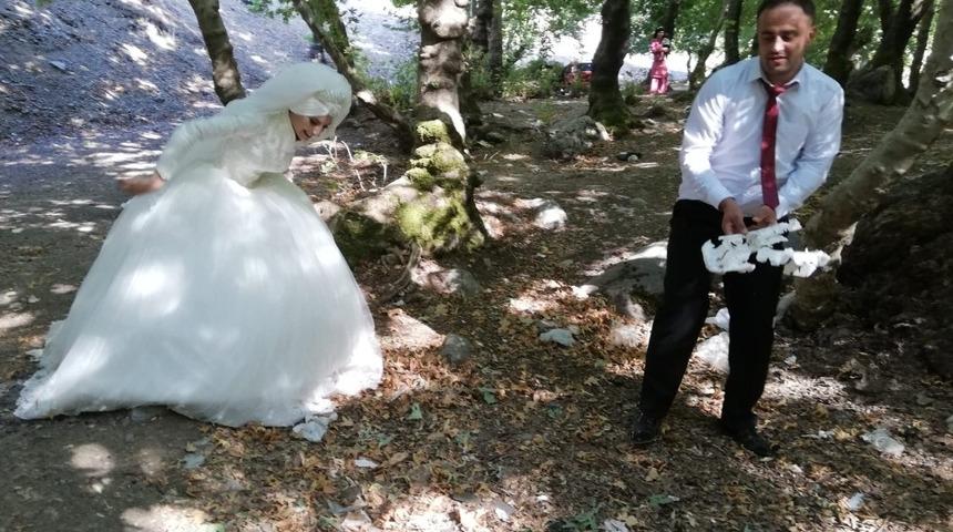 Gelin ve damattan &ouml;rnek davranış