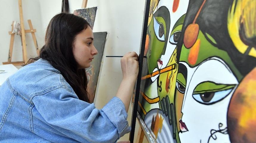 OSMEK&rsquo;te bilgiler sanat eserine d&ouml;n&uuml;ş&uuml;yor