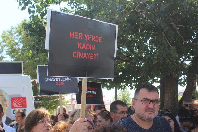Sivas'ta, Emine Bulut cinayeti protesto edildi