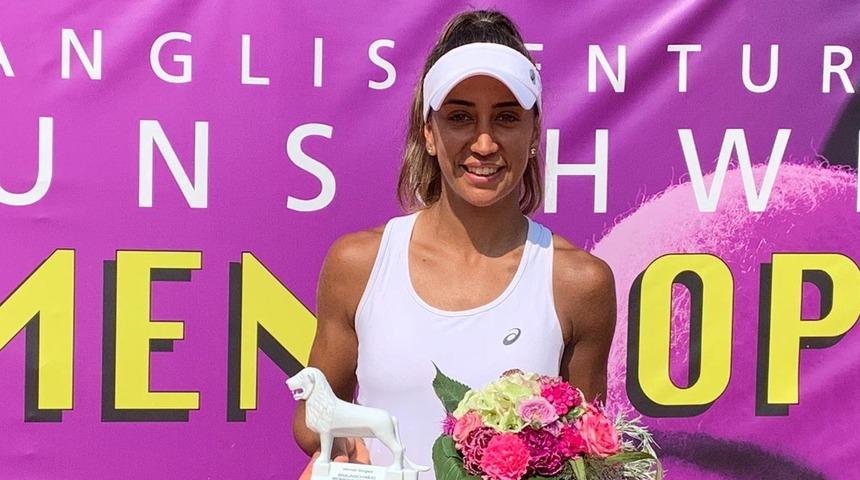 Çağla Büyükakçay, Almanya'da şampiyon