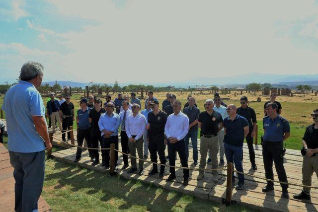 Tarım ve Orman Bakan Yardımcısı ile EGM Daire Başkanları Ahlat’ta