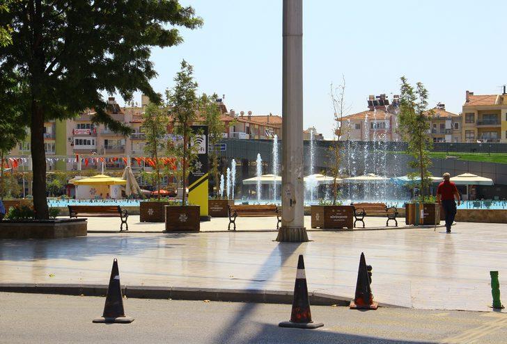 Termometreler çıldırdı! Sokaklar boş kaldı: Adeta hayalet şehir G3