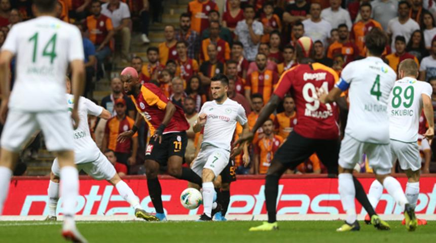 Galatasaray - Konyaspor maçında penaltı tartışması