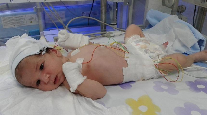 (&Ouml;zel) Asel bebek i&ccedil;in &lsquo;yaşatın&rsquo; &ccedil;ığlığı