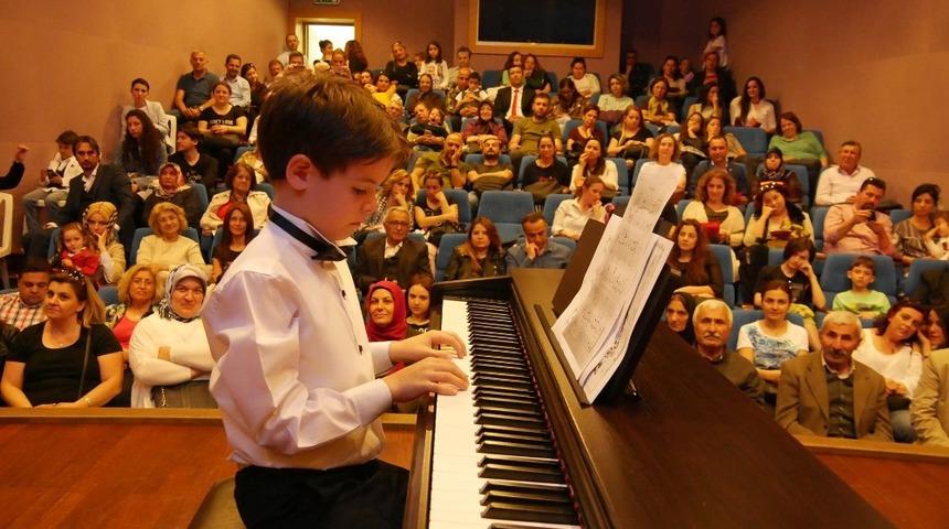 B&uuml;y&uuml;k&ccedil;ekmece&rsquo;de Halk Akademisi Sahne Sanatları kursları başlıyor