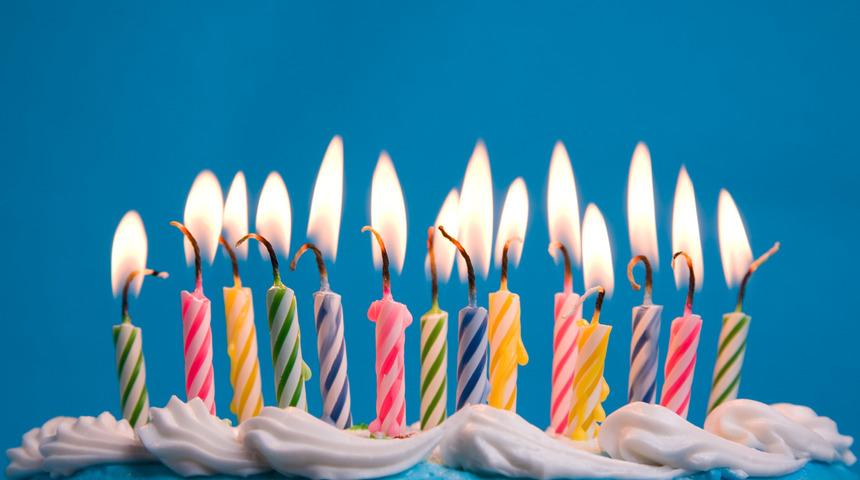 Doğum g&uuml;n&uuml;nde mum &uuml;flemeyi sevenlerdenseniz bir kez daha d&uuml;ş&uuml;neceksiniz