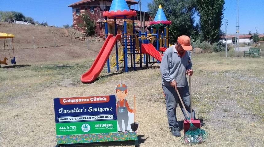 Pursaklar’ın parklarında yoğun çalışma
