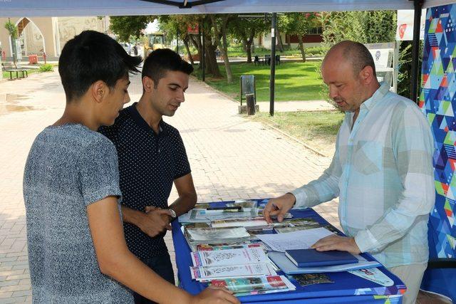 Büyükşehir’den yeni üniversiteli öğrencilere oryantasyon turları