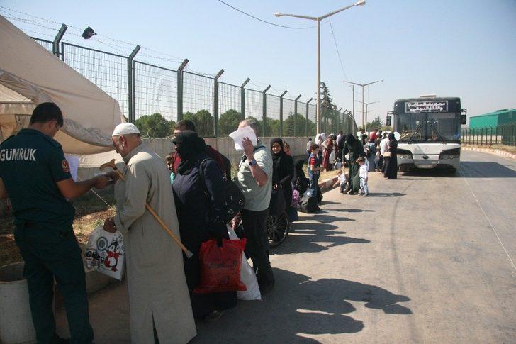 Kurban Bayramını ülkelerinde geçiren Suriyeliler geri dönüyor G1