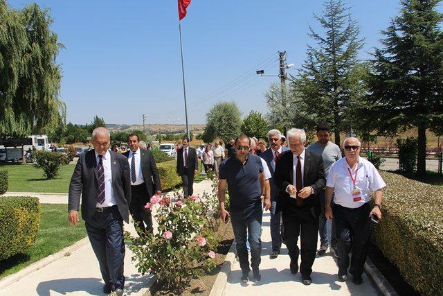 Türkiye Muhtarlar Konfederasyonu üyeleri Dumlupınar’da