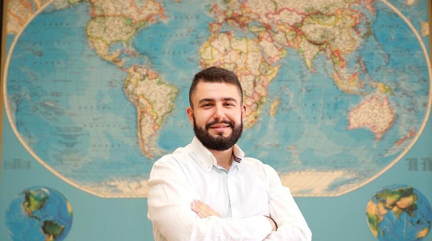 Öğrenciyken İspanya’da staj, Yunanistan’da iş fırsatı buldu