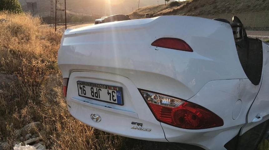 Hurdaya d&ouml;nen ara&ccedil;tan sağ &ccedil;ıktı