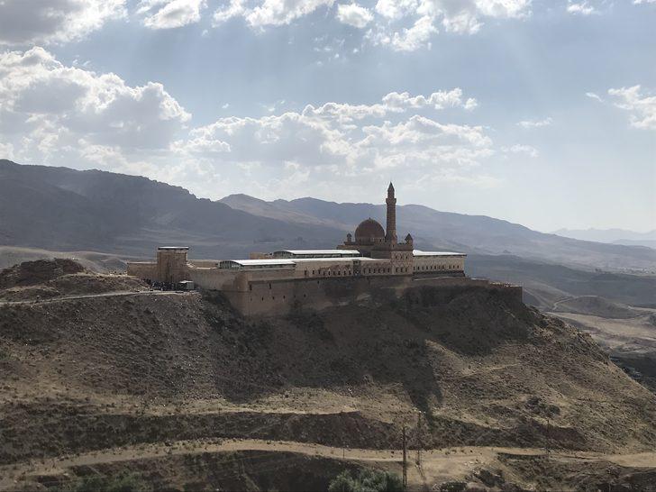 Tarihi günümüze taşıyan kentin incisi: İshak Paşa Sarayı G4